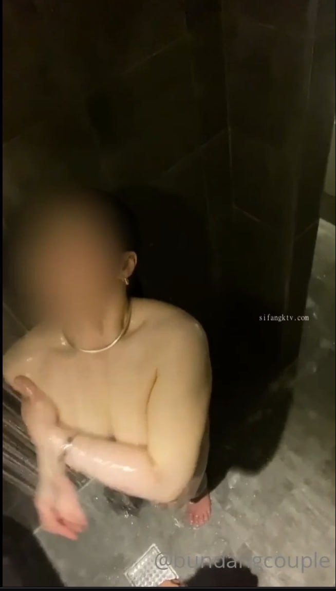国产AV 91制片厂 91CM173 恋母癖 白若冰(杜鹃)